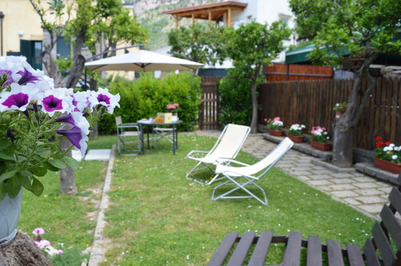 Sara'S Sweet Corner Bed & Breakfast Meta Luaran gambar
